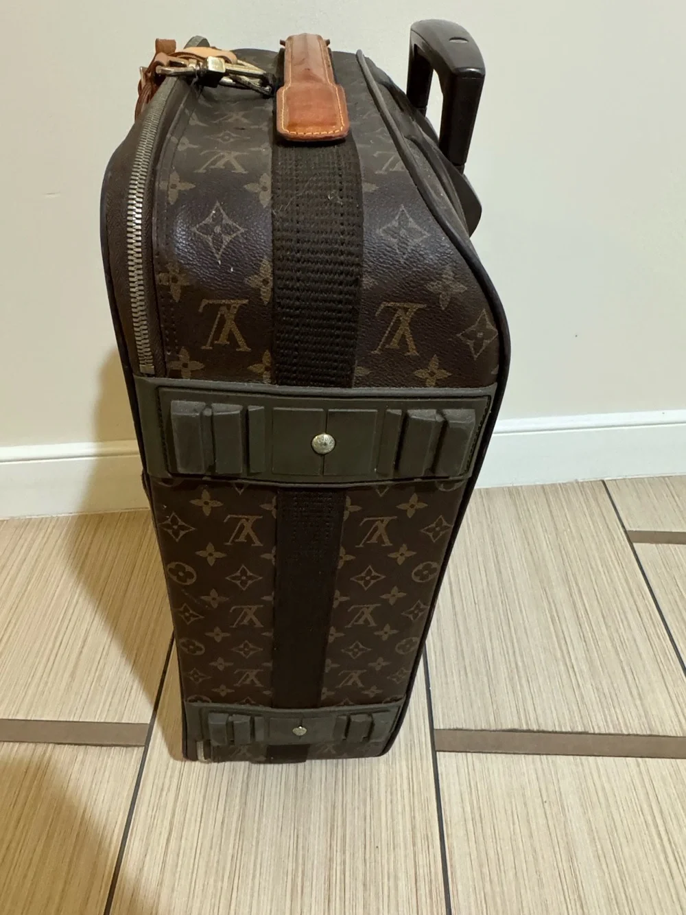 Louis Vuitton Monogram Rolling Suitcase in Brown with Tan Leather Trim